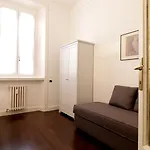 Italianway Easy - Vanvitelli 49 * Milánó
